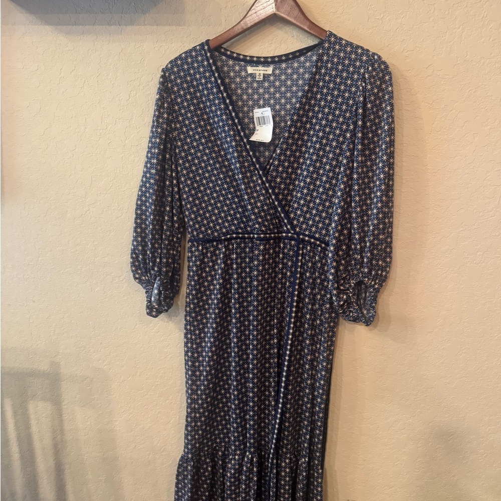 Max Studio Black Wrap Sundress with V-Neck and Bishop Sleeves